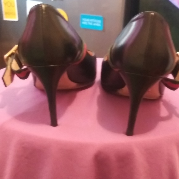 Gucci Shoes size 36+ color Black with Gucci Strap. - Picture 3 of 5